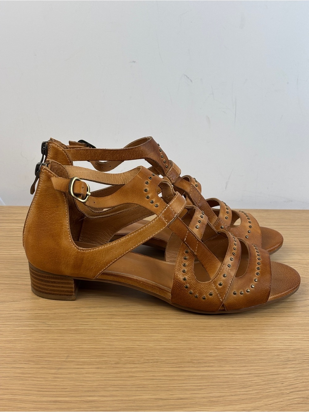 Antelope Macaria Studded Tan‎ Leather Sandals Women’s 41/US 10.5